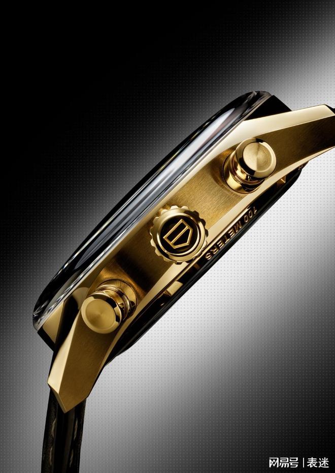 格豪雅携手保时捷推出全新限量版腕表k8凯发入口TAG HEUER泰(图4)